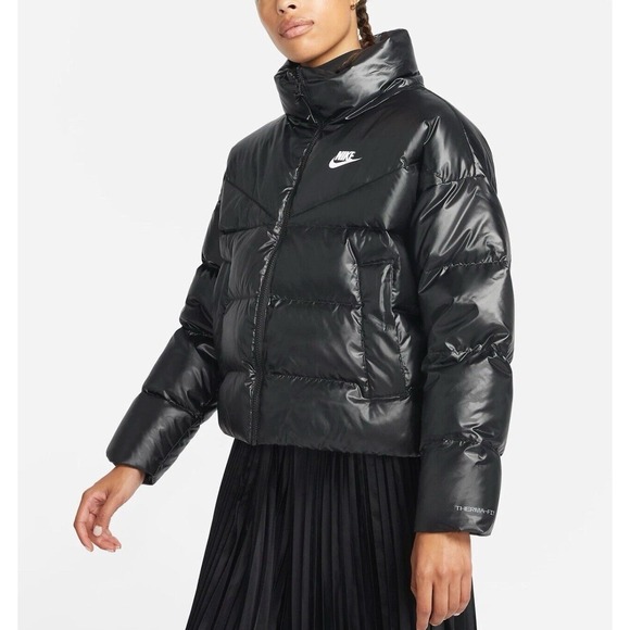 Nike Women's Down Insulated Jacket Black Oversized Coat Puffer Size XL NWT $255 - Picture 1 of 14